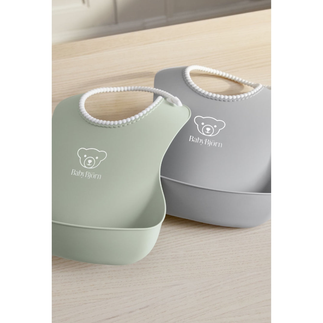 BabyBjorn Baby Bib 2 Pack Powder Grey/Powder Green