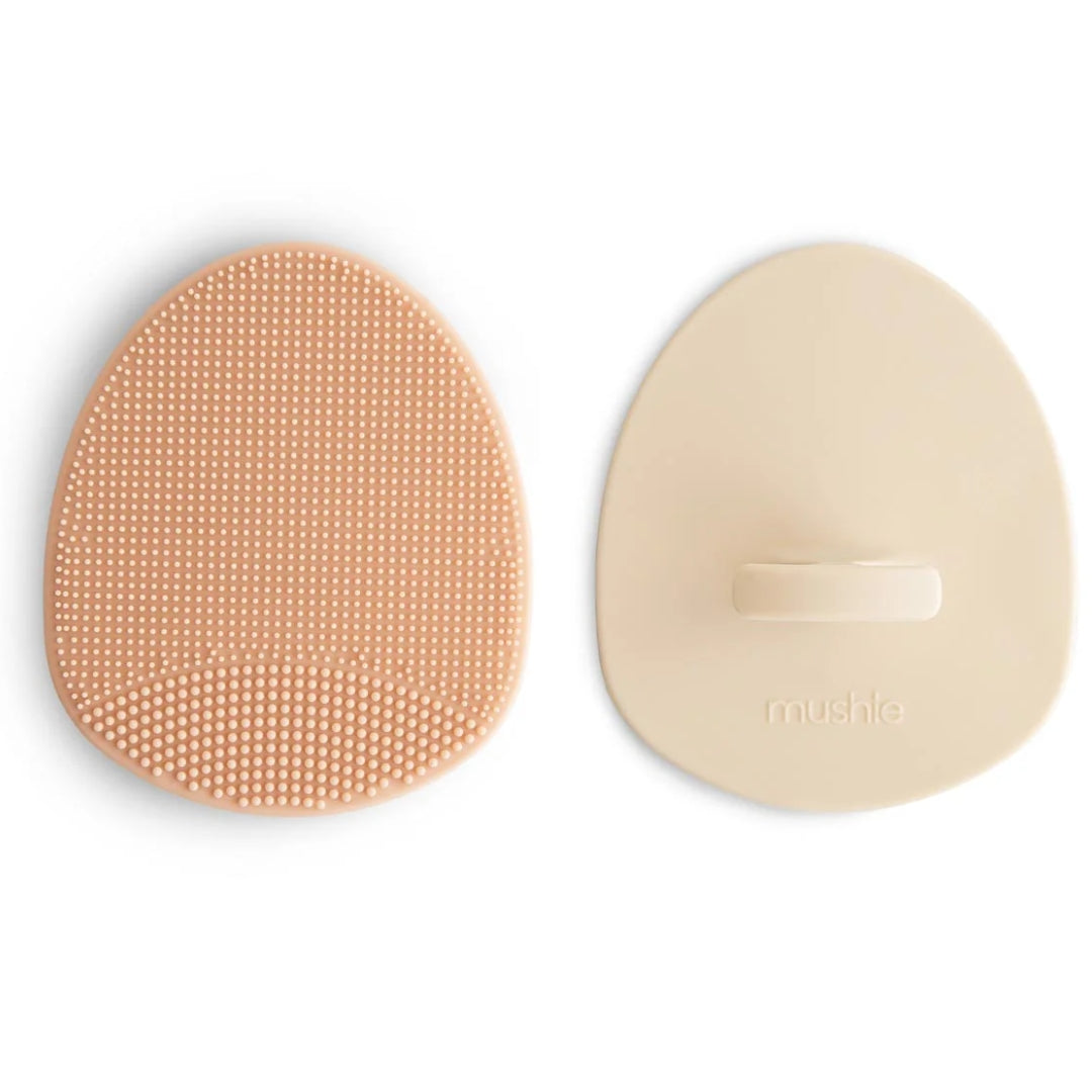 Mushie Cradle Cap Brush Blush/Shifting Sand