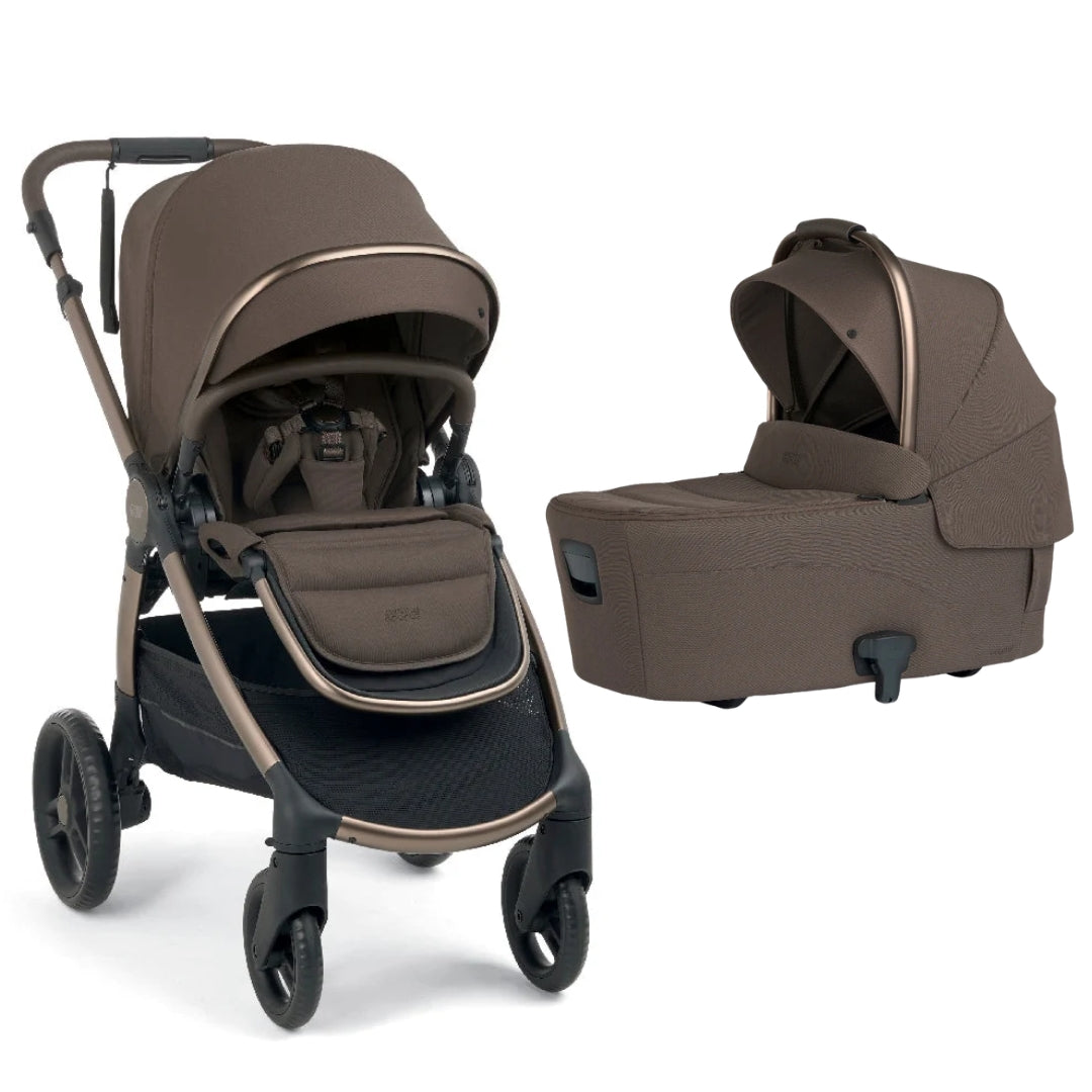 Mamas & Papas Ocarro2 Pram with Carrycot