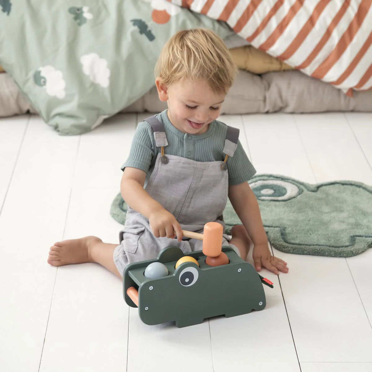 Done By Deer Hammer Board Croco Green