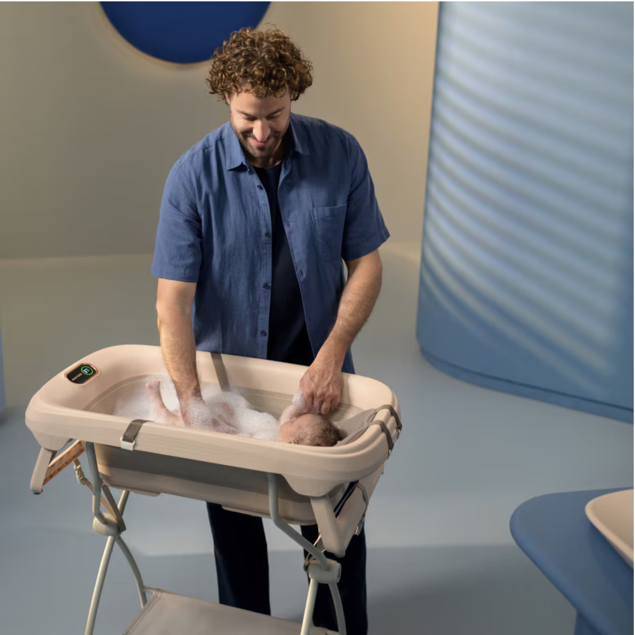 Maxi Cosi Indigo Plus Bath Stand Elegance Beige