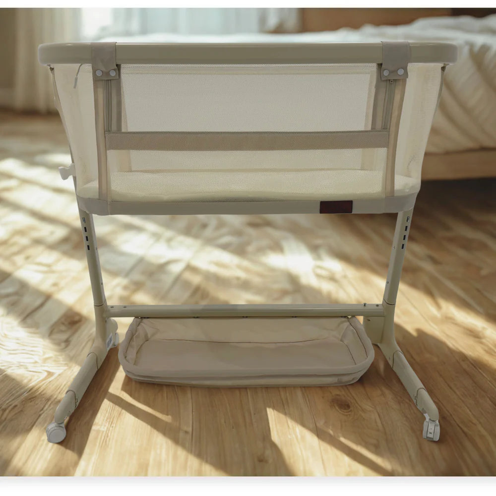 BabyStudio Dream Glider Bedside Sleeper - Auto Motion Bassinet