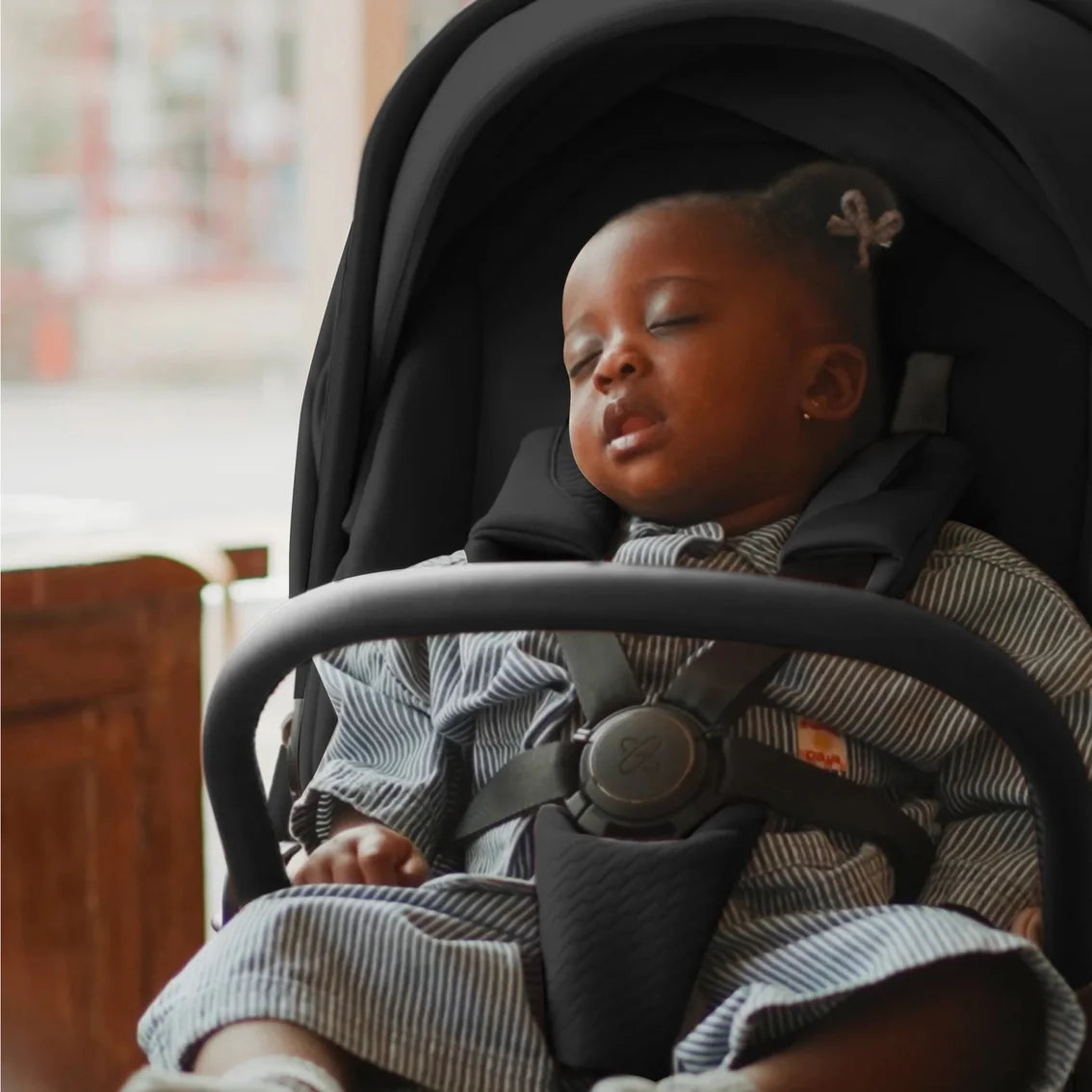 Silver Cross Cove Pram Onyx