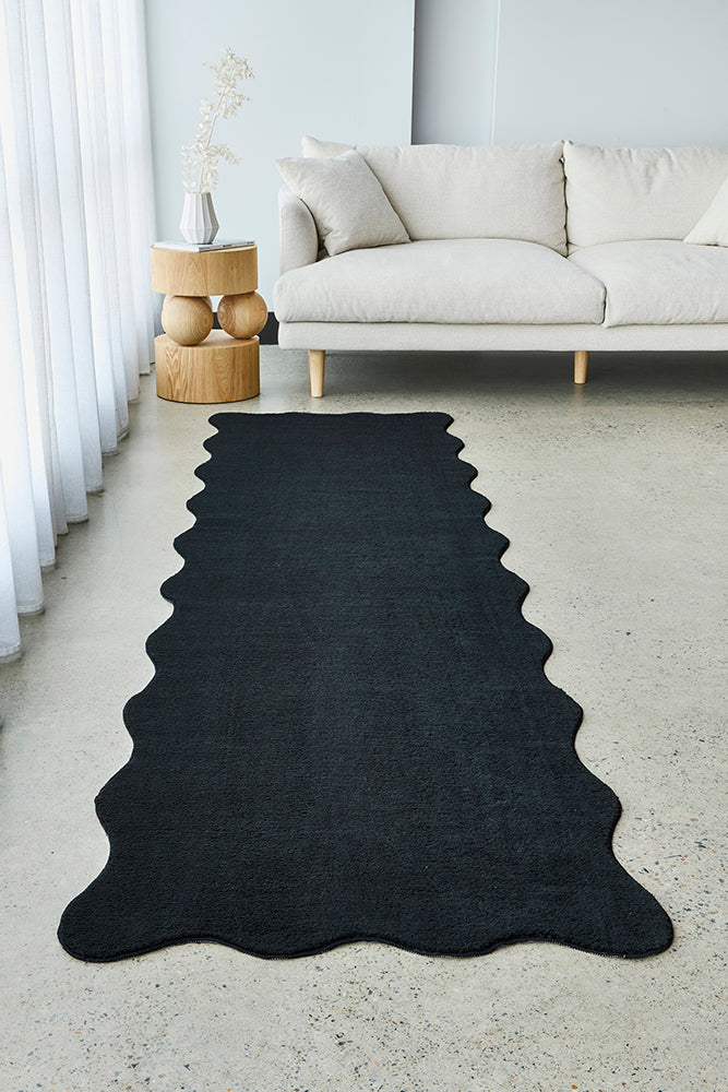 Sybaki Evelyn Black Runner Rug