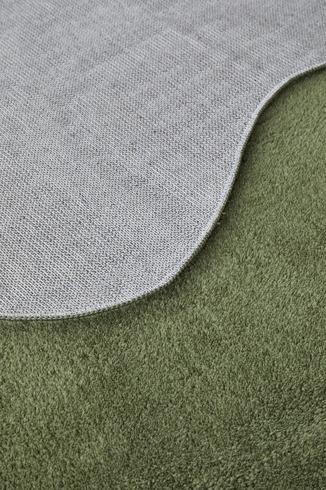 Sybaki Evelyn Green Rug