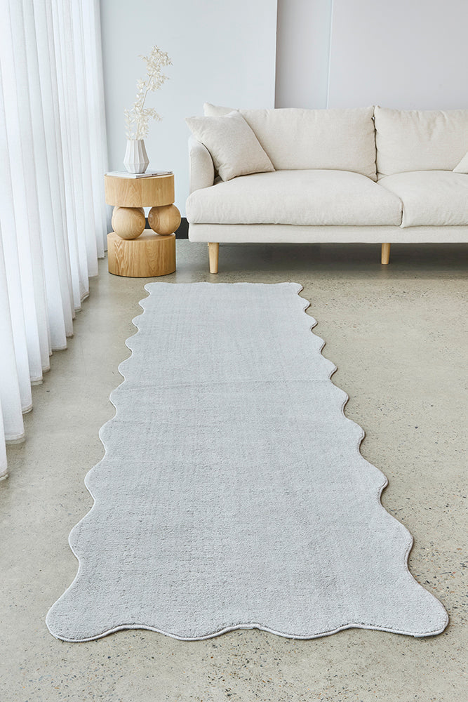 Sybaki Evelyn Silver Runner Rug