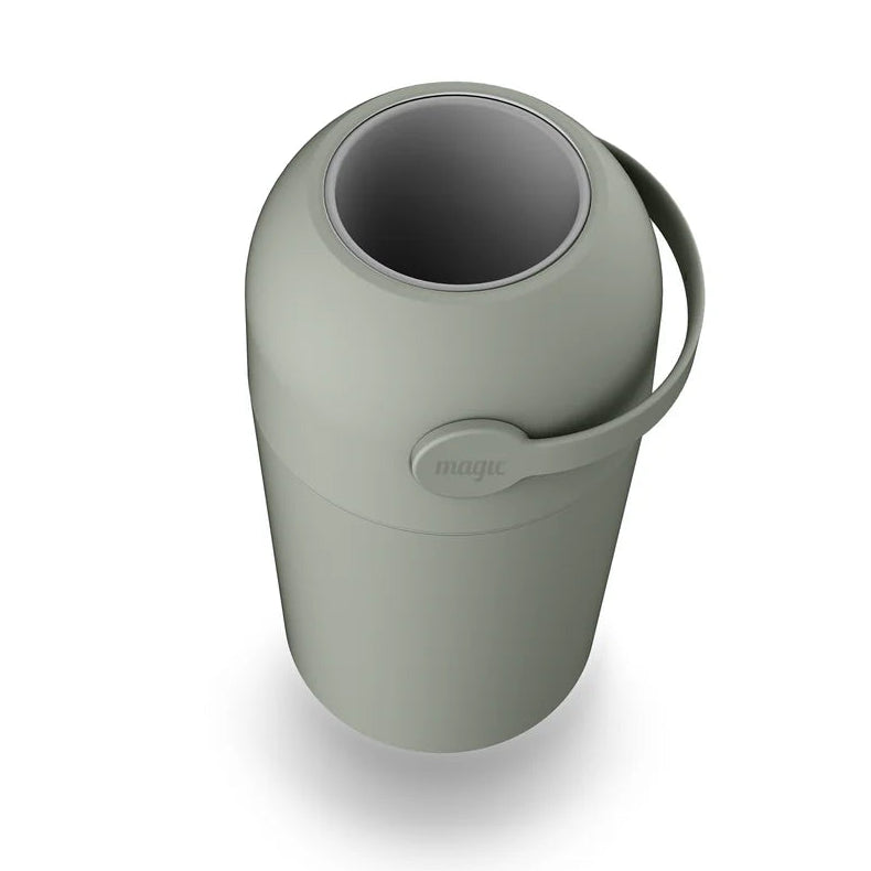 Trash can