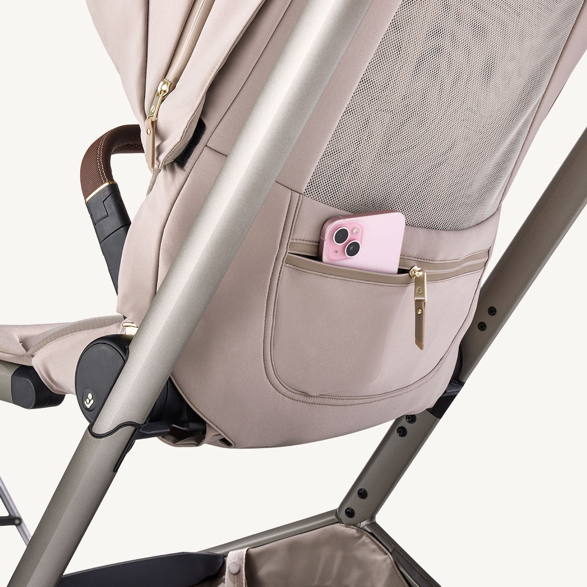 Maxi Cosi Fame+ Stroller with Bassinet Bundle