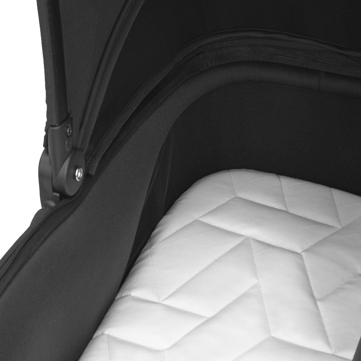 Maxi Cosi Oxford Stroller V26 with Sense Bassinet