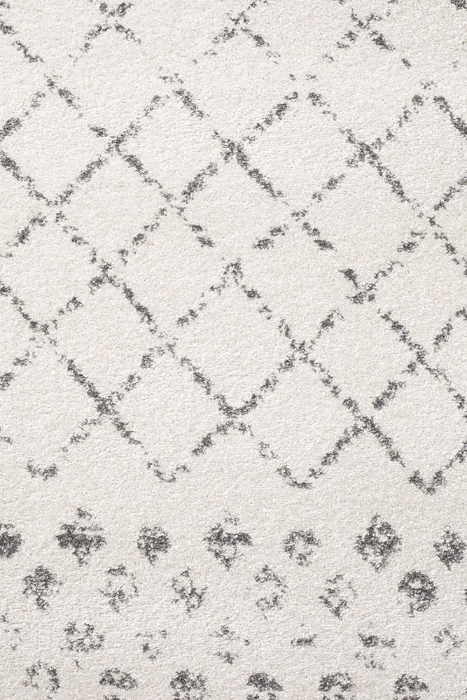 Sybaki Delilah White Rectangular Rug