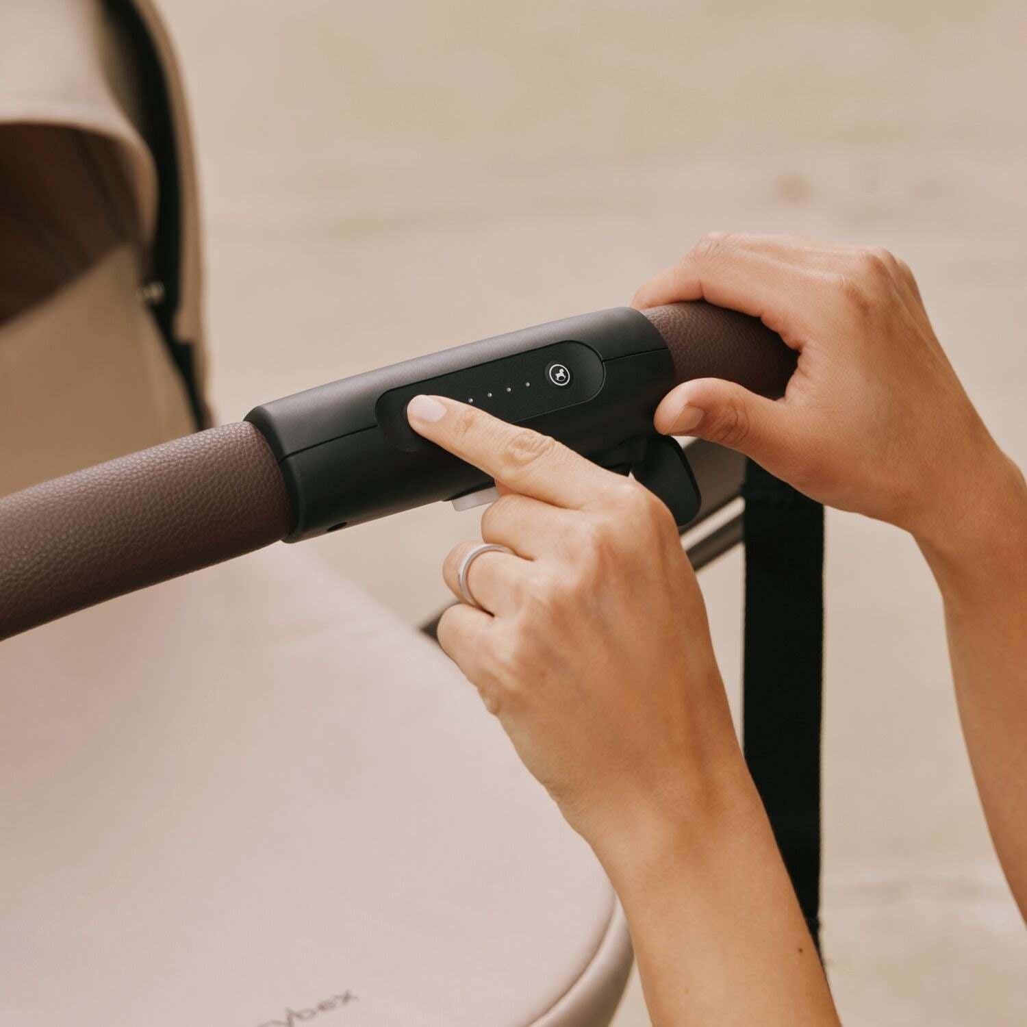 Cybex eGazelle S Pram