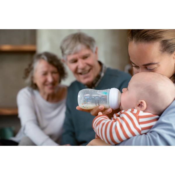 Avent Natural Response Bottle with AirFree Vent 260ml 1pk Bear
