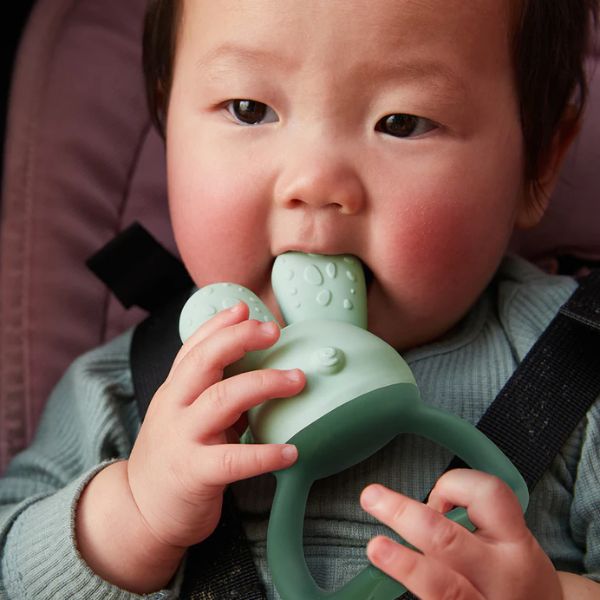 b.box Chill + Fill Teether Sage