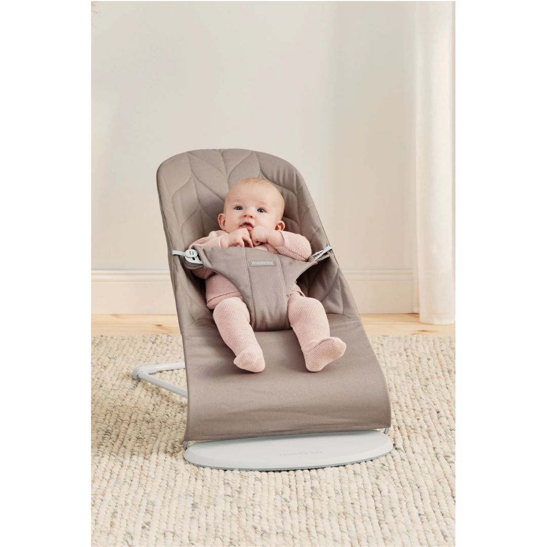 BabyBjorn Bouncer Bliss Woven Petal Quilt Sand Grey