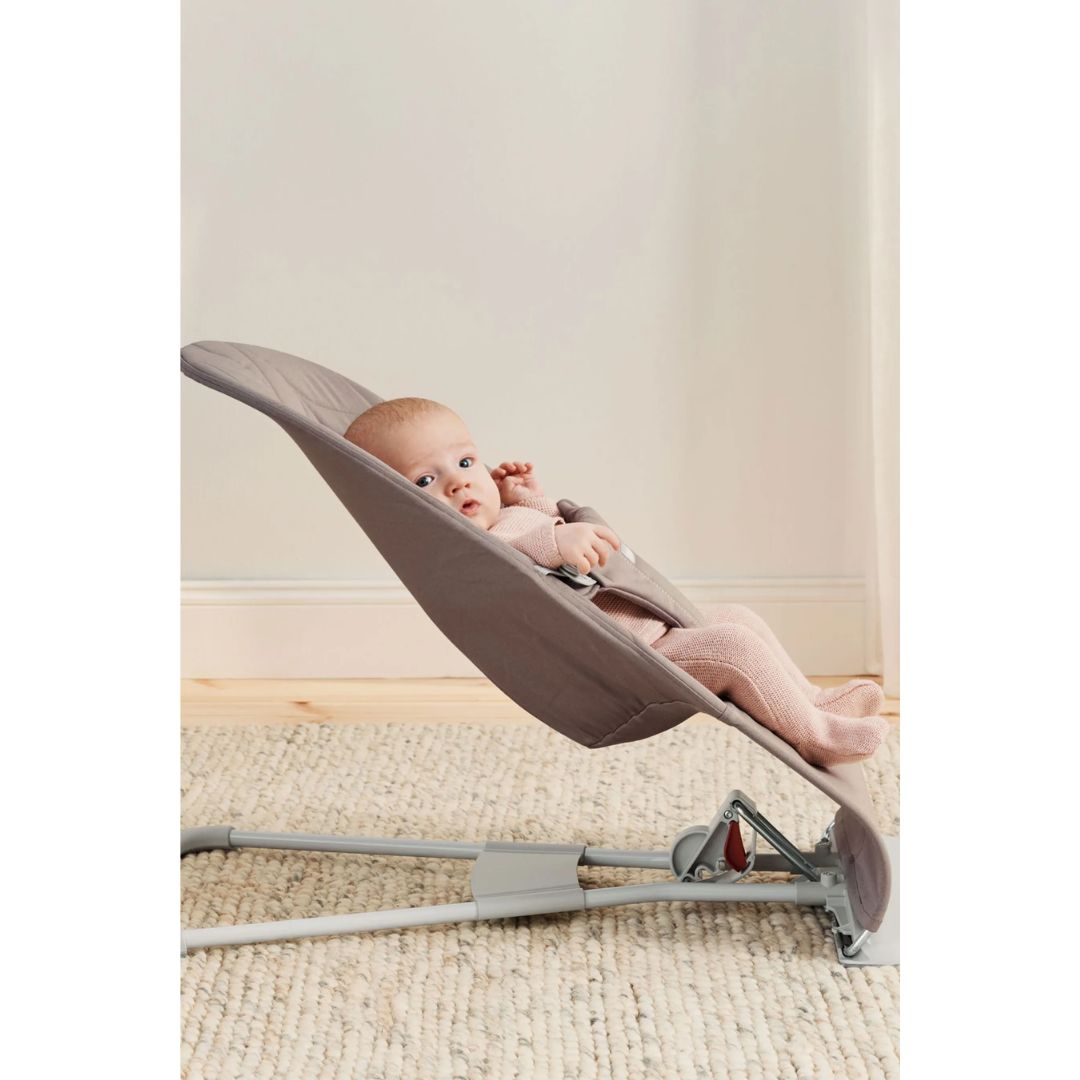 BabyBjorn Bouncer Bliss Woven Petal Quilt Sand Grey