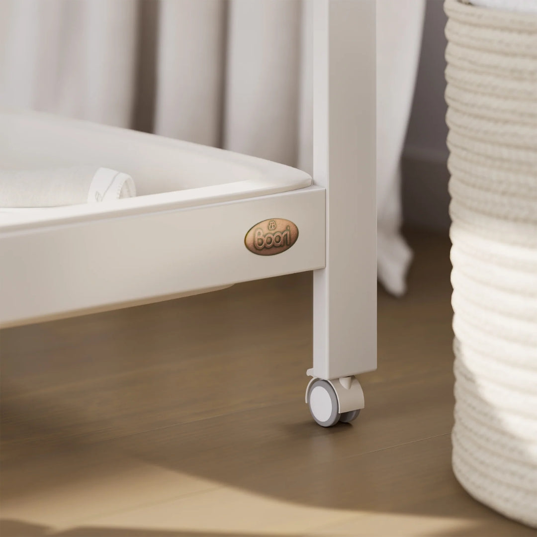 Boori Tidy Bassinet V25 Barley White