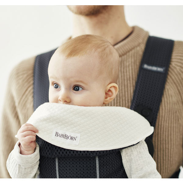 BabyBjorn Bib For Baby Carrier Mini & Move White 2 Pack