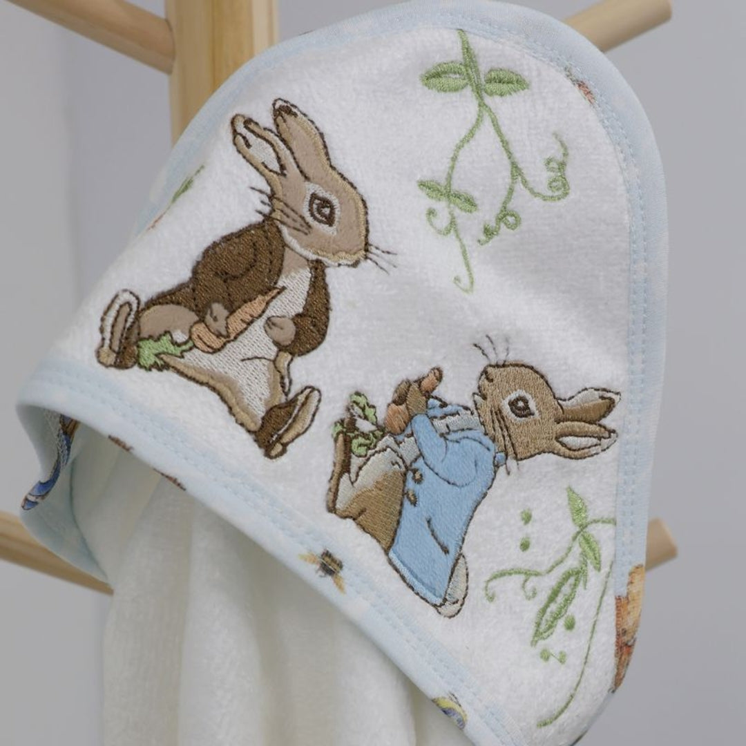 Bubba Blue Peter Rabbit Hooded Towel Peter Rabbit & Benjamin Bunny
