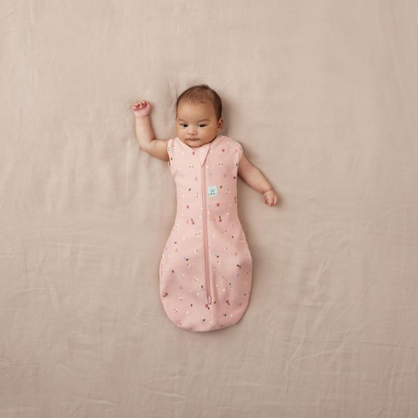 ErgoPouch Cocoon Swaddle Bag 0.2 Tog size 0000 Daisies