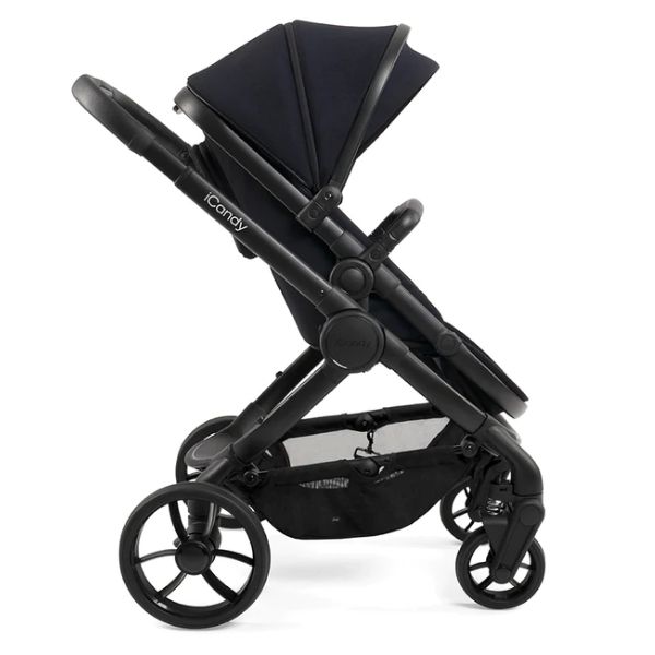 iCandy Peach 7 Pram Black TRAVEL SYSTEM (includes Maxi Cosi Infant Carrier with Base)