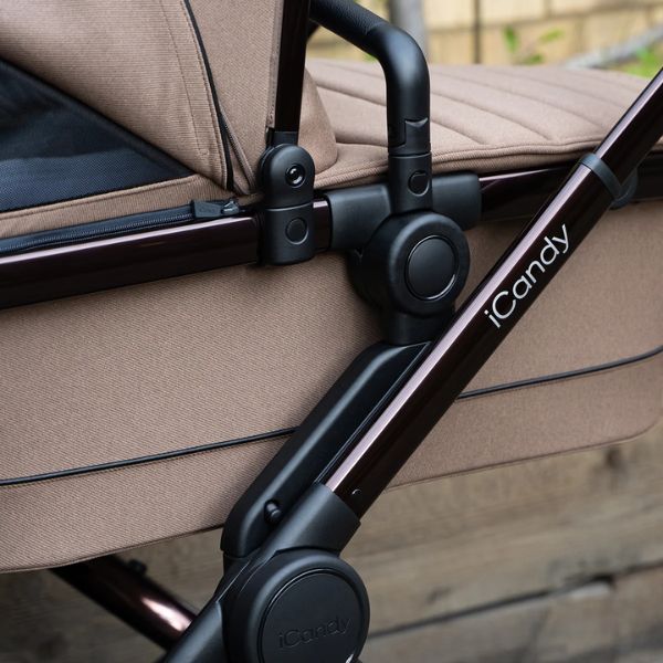 iCandy Peach 7 Pram Coco TRAVEL SYSTEM (includes Maxi Cosi Infant Carrier with Base)