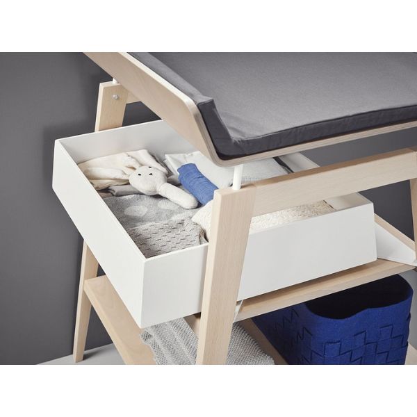 Leander Linea Change Table Beech