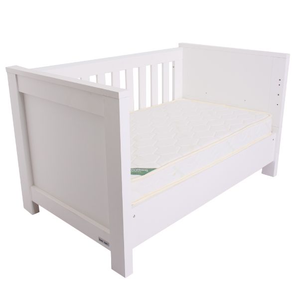 Love n Care Bordeaux Cot + Bordeaux Chest White + Mattress