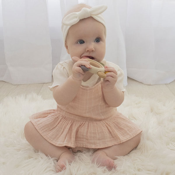 Playground Multi-Surface Teething Wheel Rose
