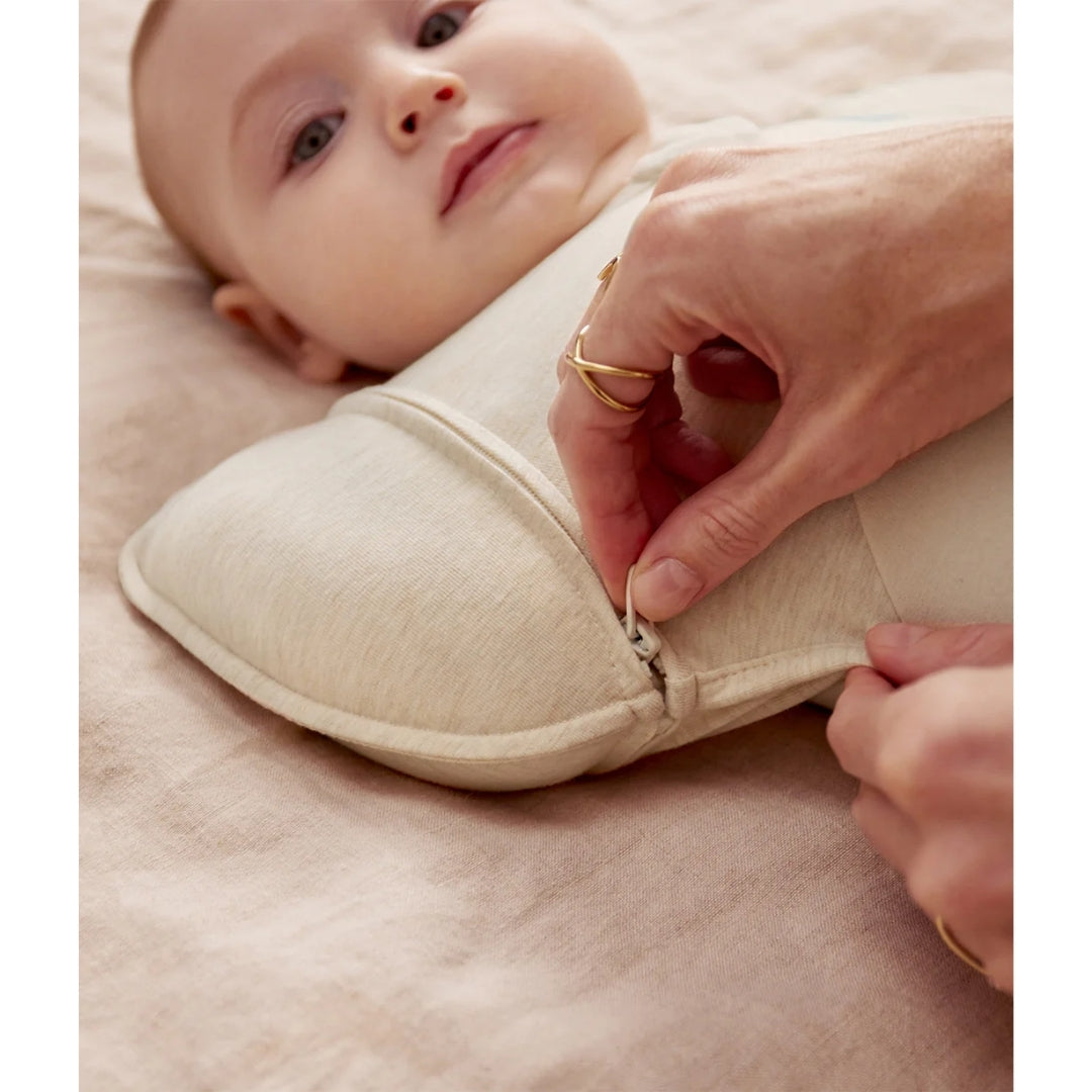 Love To Dream Swaddle Up Transition Bag Stretch Cotton Fleece 1.5Tog Large Oatmeal Twigs