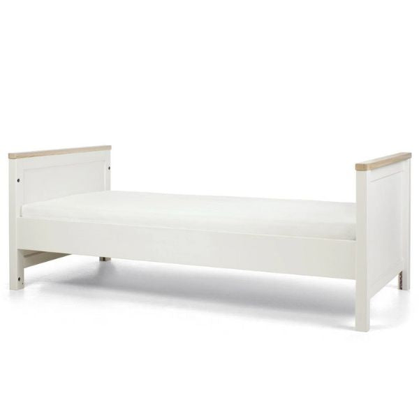 Mamas & Papas Harwell Cot Bed White/Natural