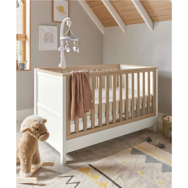Mamas & Papas Harwell White/Natural 4 piece set with Cot Bed, Mattress, Fitted Sheets & Mattress Protector