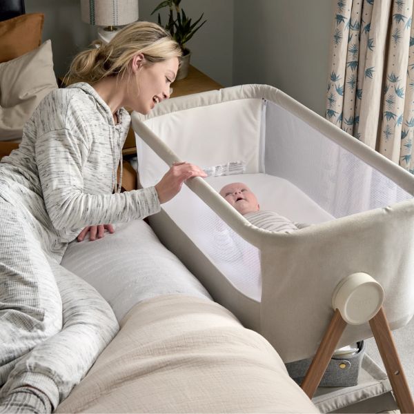 Mamas & Papas Lua Bedside Crib Beige