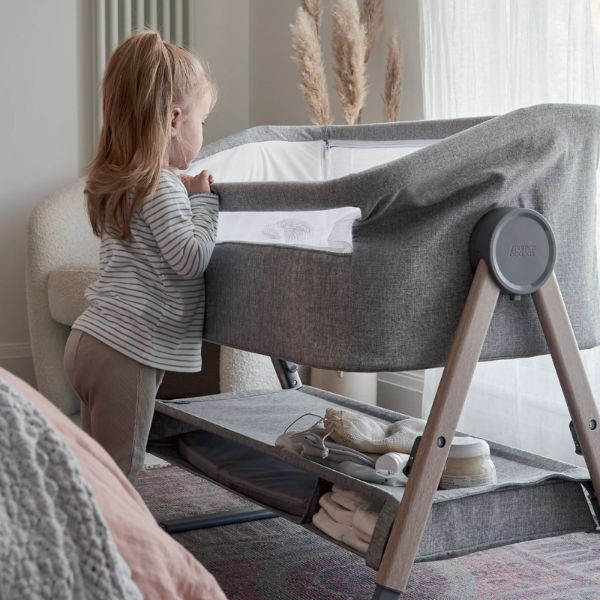 Mamas & Papas Lua Bedside Crib Grey