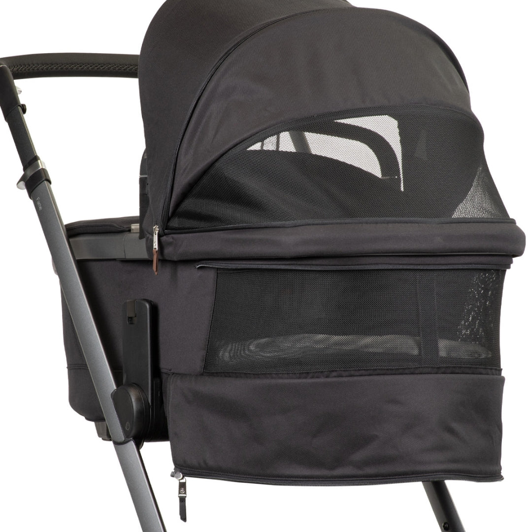 Maxi Cosi Fame Stroller Twillic Black with Carrycot Bundle