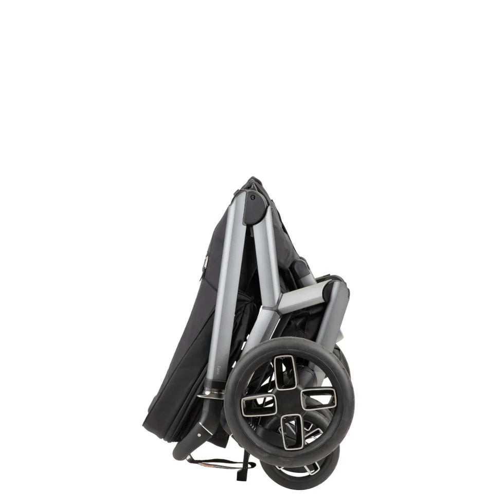 Maxi Cosi Fame Stroller with Carrycot Bundle