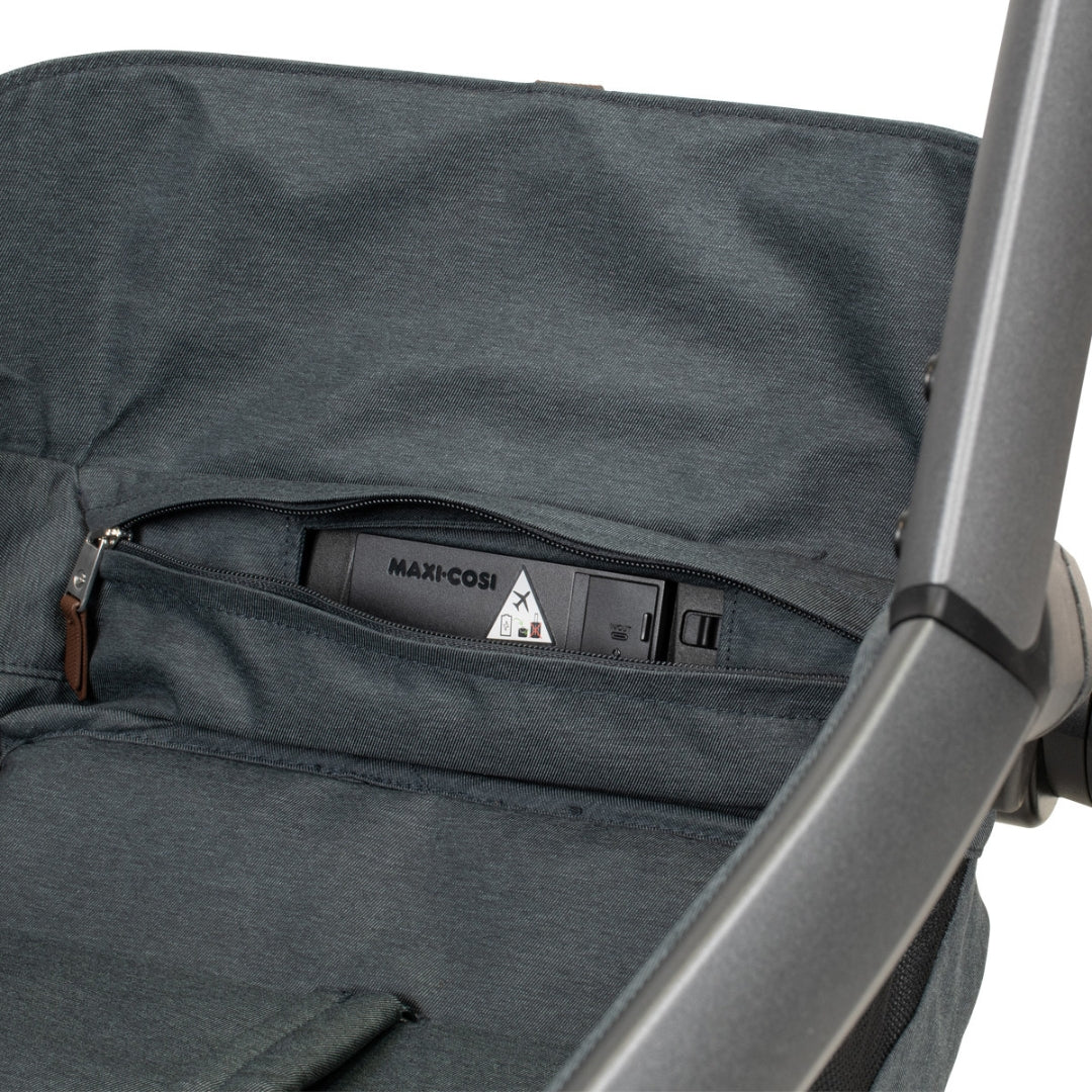 Maxi Cosi Fame Stroller Twillic Graphite with Carrycot Bundle
