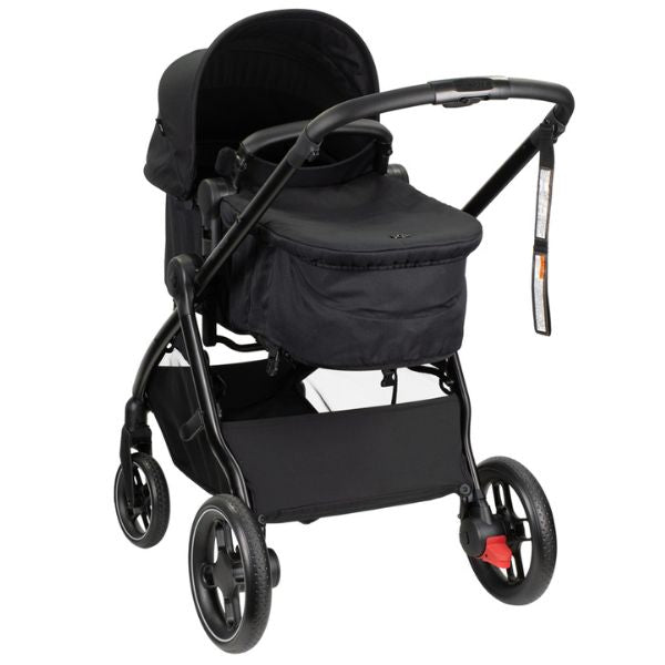 Maxi Cosi Mali Pram Twillic Black