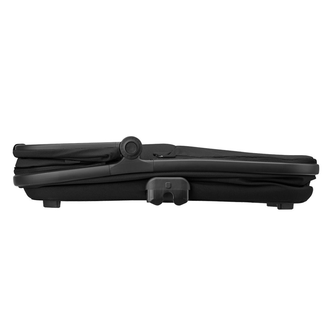 Maxi Cosi Oxford Stroller Essential Black with Oria Bassinet