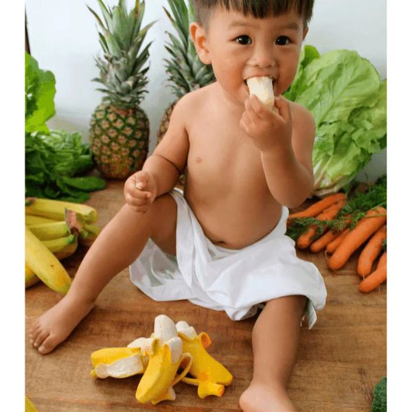 Oli & Carol Ana The Banana Teether