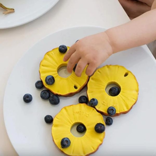 Oli & Carol Ananas the Pineapple Teether