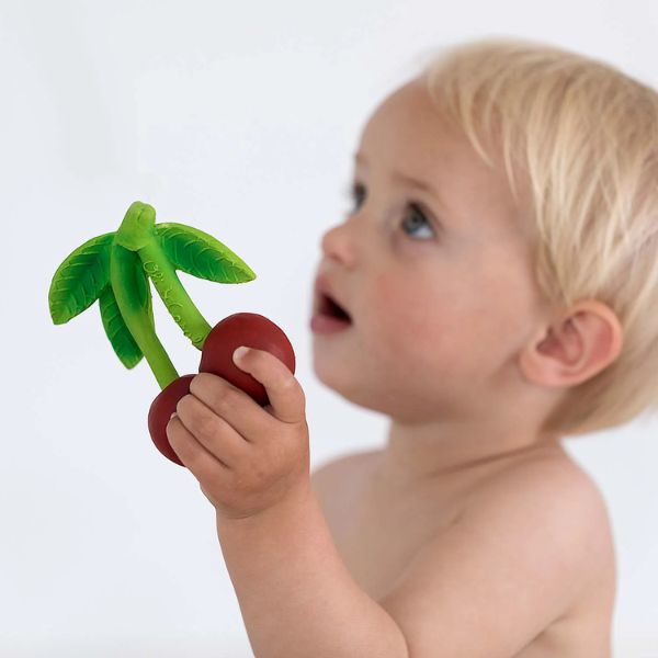 Oli & Carol Mery the Cherry Teether