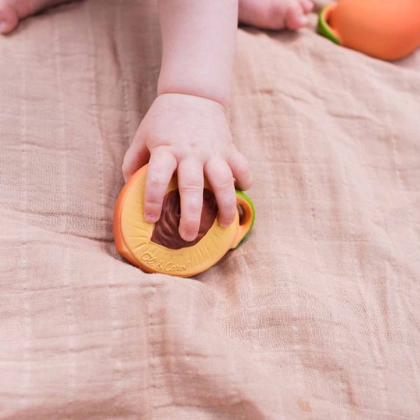 Oli & Carol Palm the Peach Teether