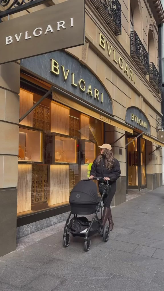 Load video: Cybex eGazelle S Pram
