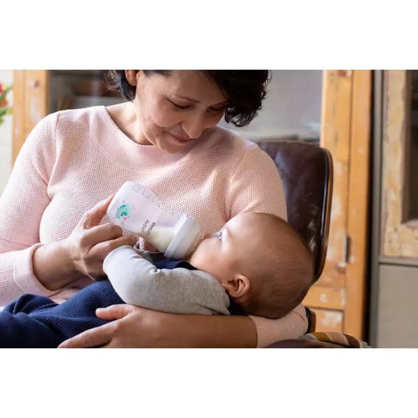 Avent Natural Response Newborn Gift Set