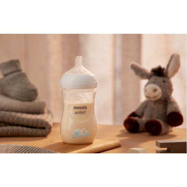 Avent Natural Response Baby Gift Set