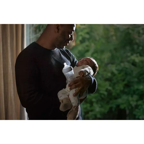 Avent Natural Response Baby Bottle 260ml