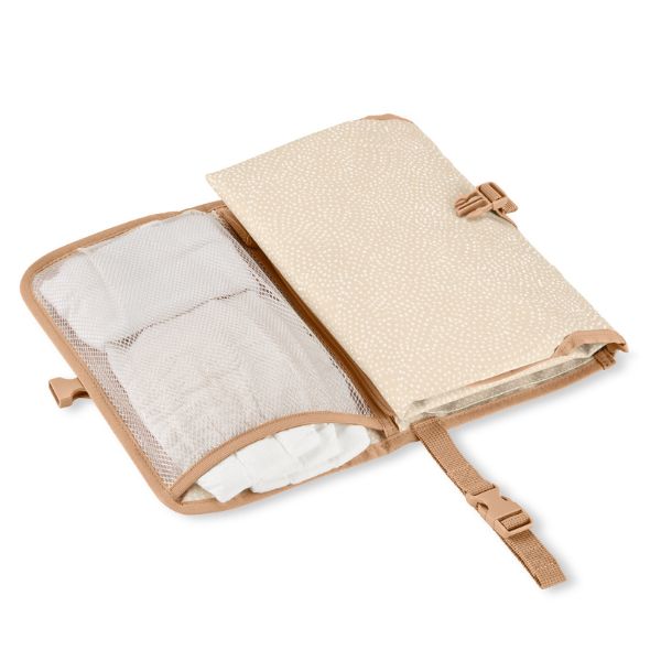 Skip Hop Pronto Signature Changing Station Beige Swirl Dot