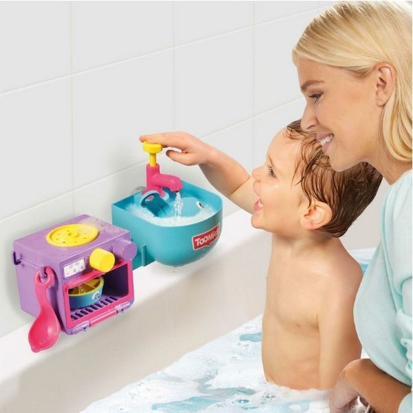Tomy Bubble & Bake Bathtime Kitchen Bath Toy