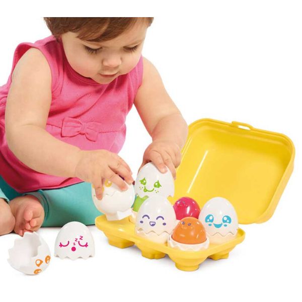 Tomy Hide & Squeak Eggs White