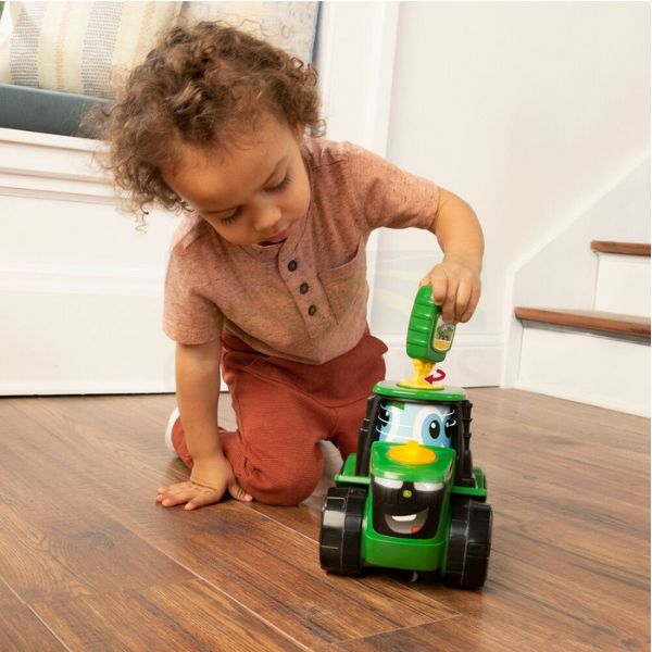 John Deere Key 'n Go Johnny Tractor
